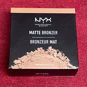 NYX Matte Bronzer in Light